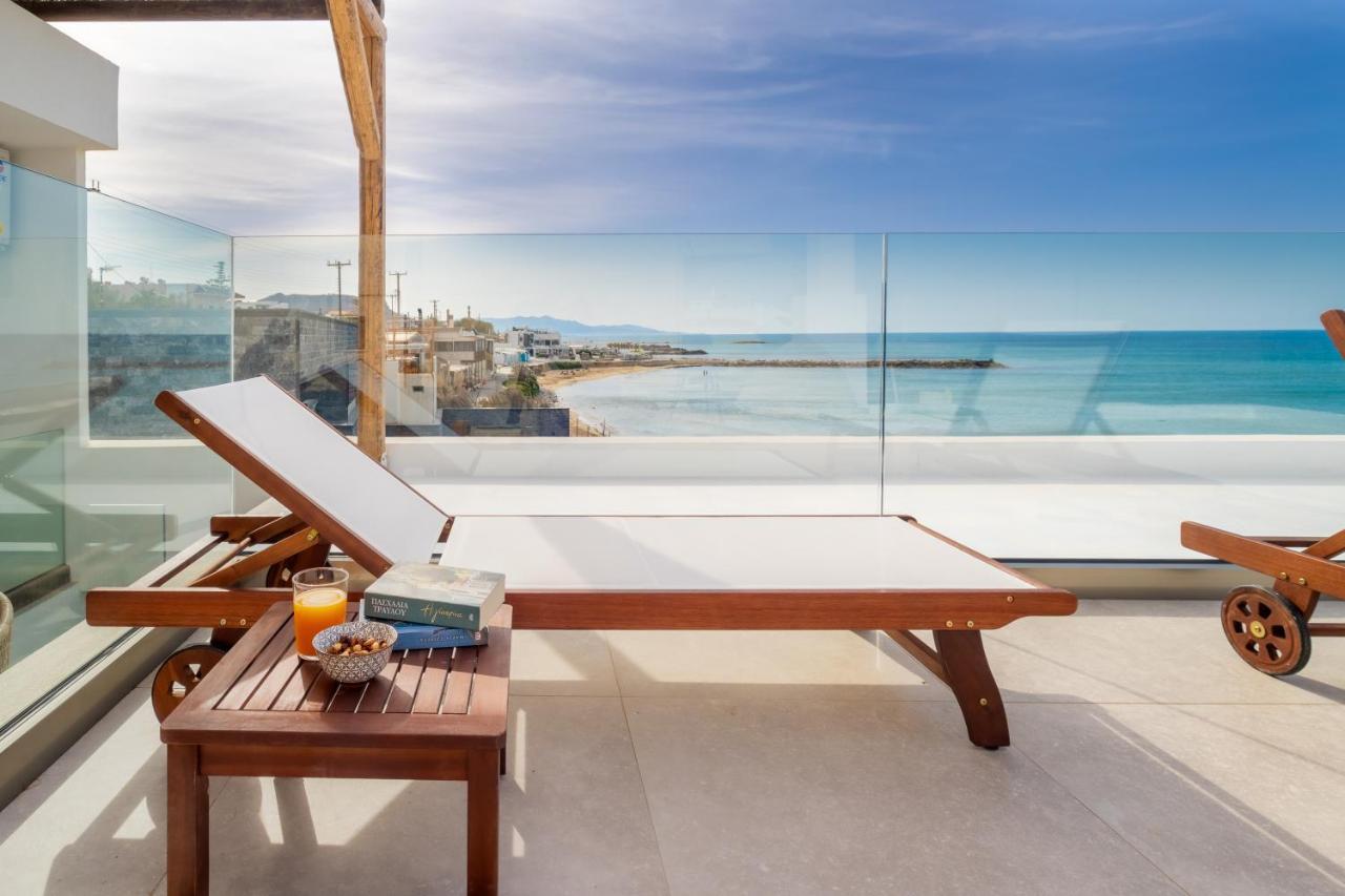 Wave, An Idyllic Seafront Suite By Nirousuites Kokkini Hani エクステリア 写真