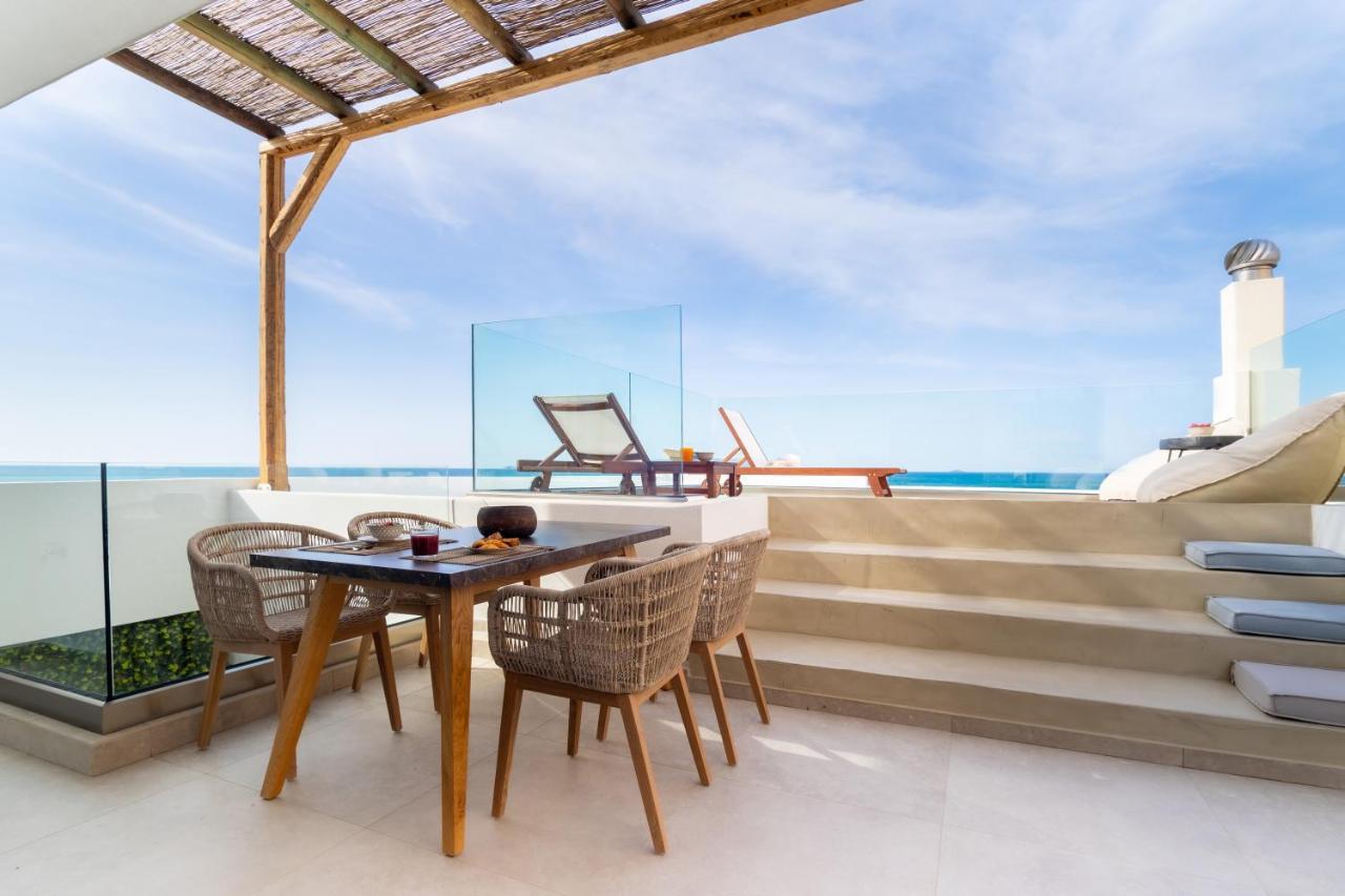 Wave, An Idyllic Seafront Suite By Nirousuites Kokkini Hani エクステリア 写真