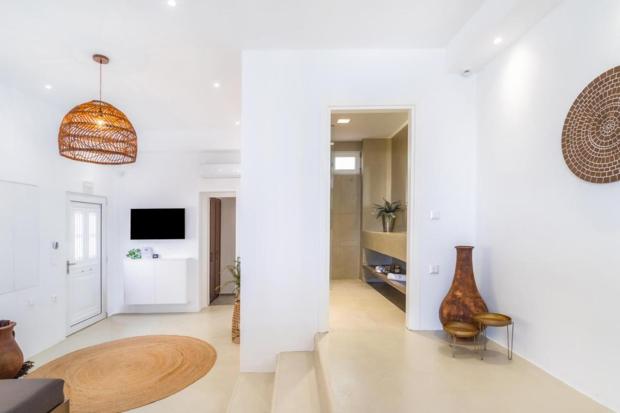 Wave, An Idyllic Seafront Suite By Nirousuites Kokkini Hani エクステリア 写真