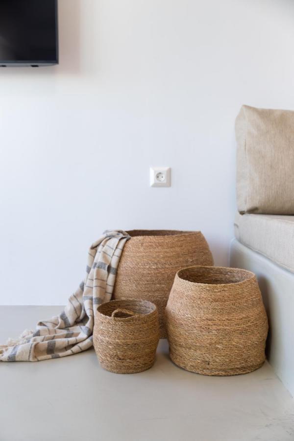 Wave, An Idyllic Seafront Suite By Nirousuites Kokkini Hani エクステリア 写真