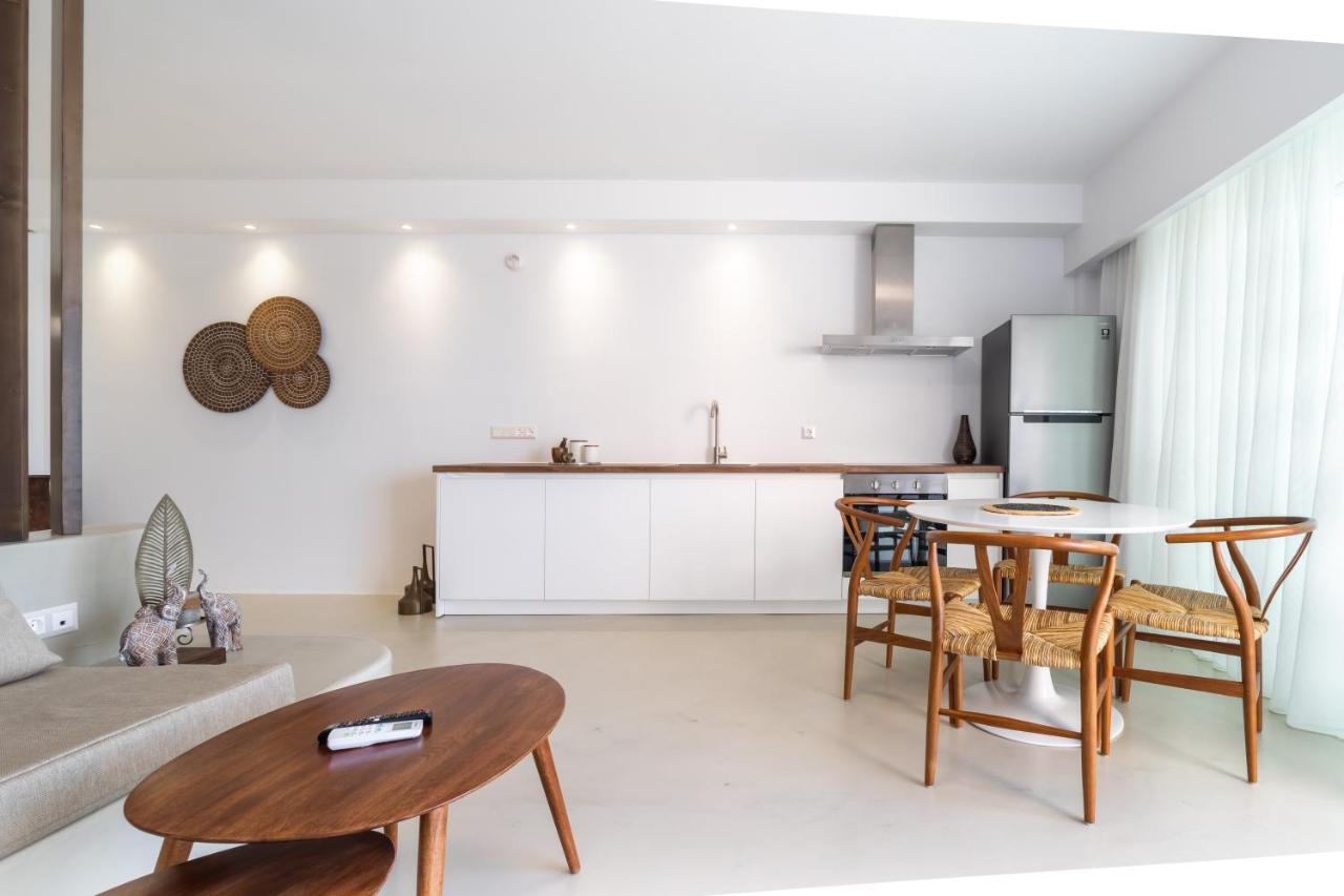 Wave, An Idyllic Seafront Suite By Nirousuites Kokkini Hani エクステリア 写真