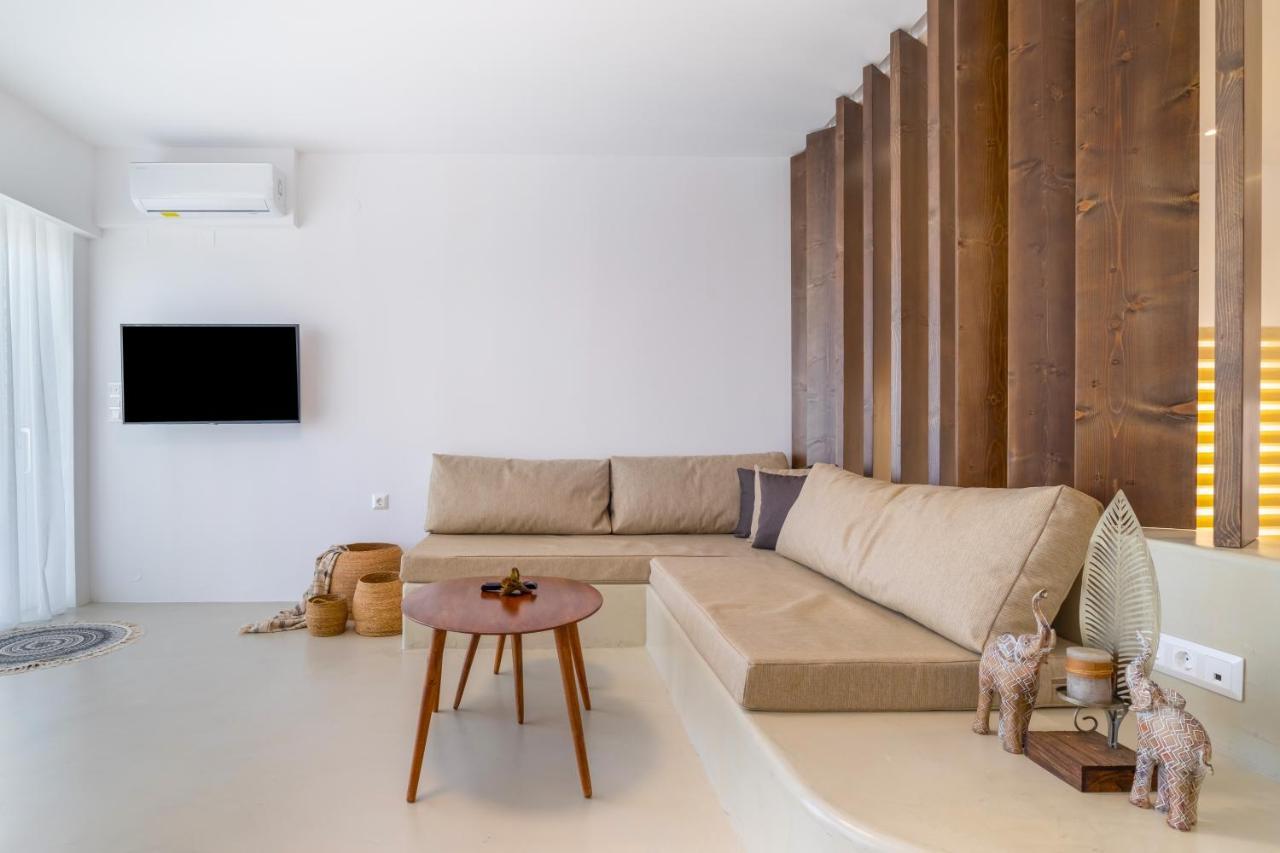 Wave, An Idyllic Seafront Suite By Nirousuites Kokkini Hani エクステリア 写真