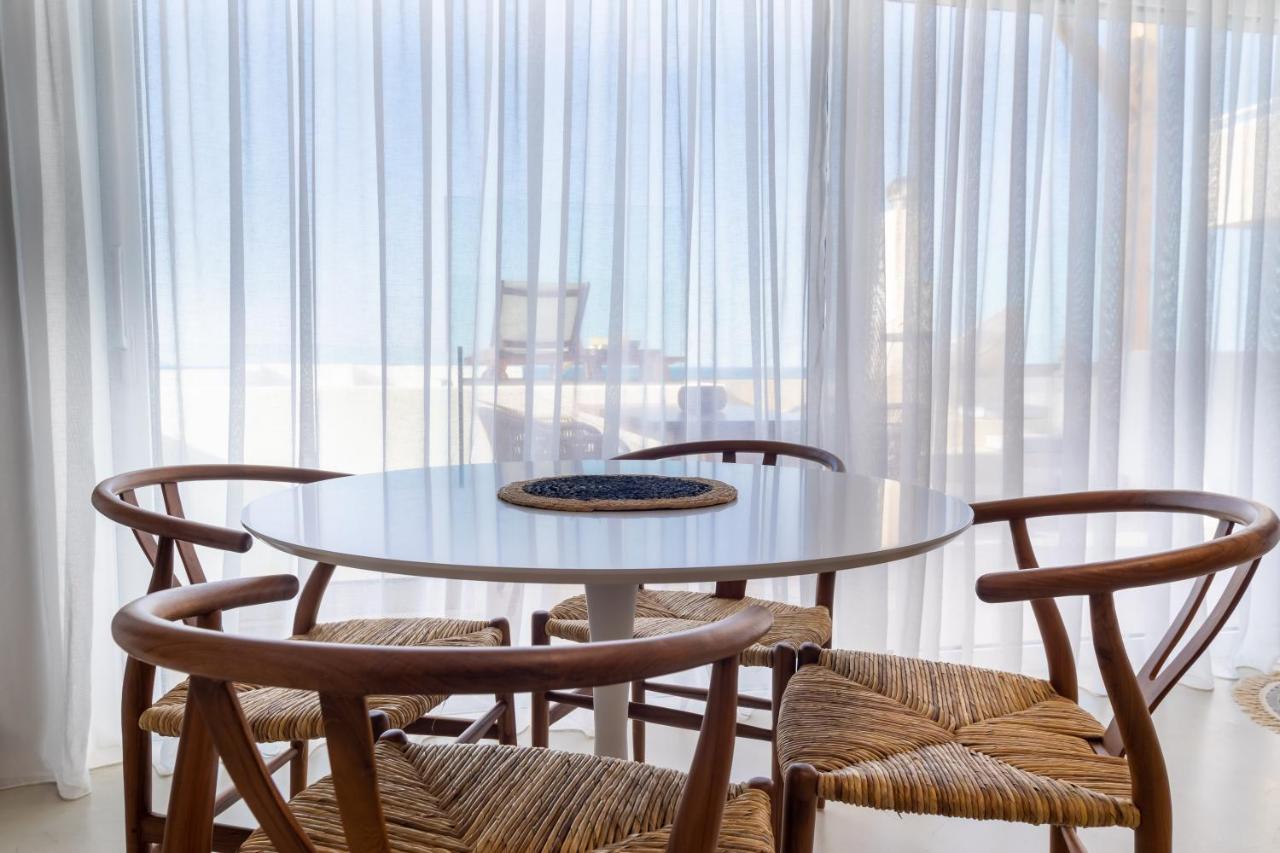 Wave, An Idyllic Seafront Suite By Nirousuites Kokkini Hani エクステリア 写真