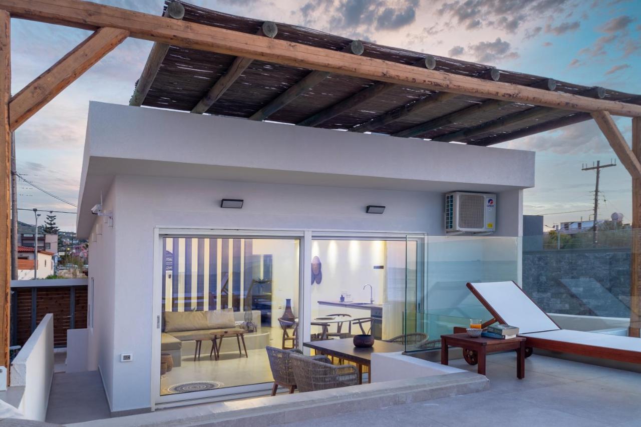 Wave, An Idyllic Seafront Suite By Nirousuites Kokkini Hani エクステリア 写真