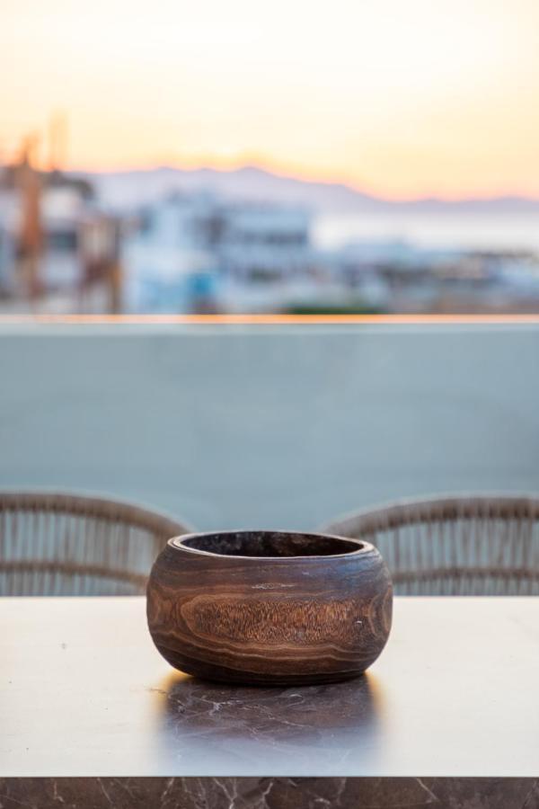 Wave, An Idyllic Seafront Suite By Nirousuites Kokkini Hani エクステリア 写真