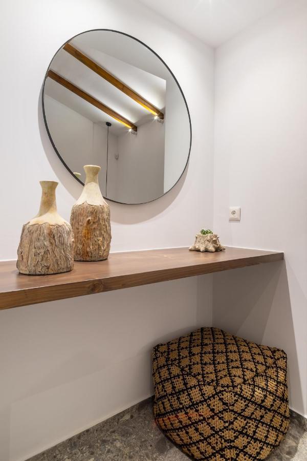 Wave, An Idyllic Seafront Suite By Nirousuites Kokkini Hani エクステリア 写真